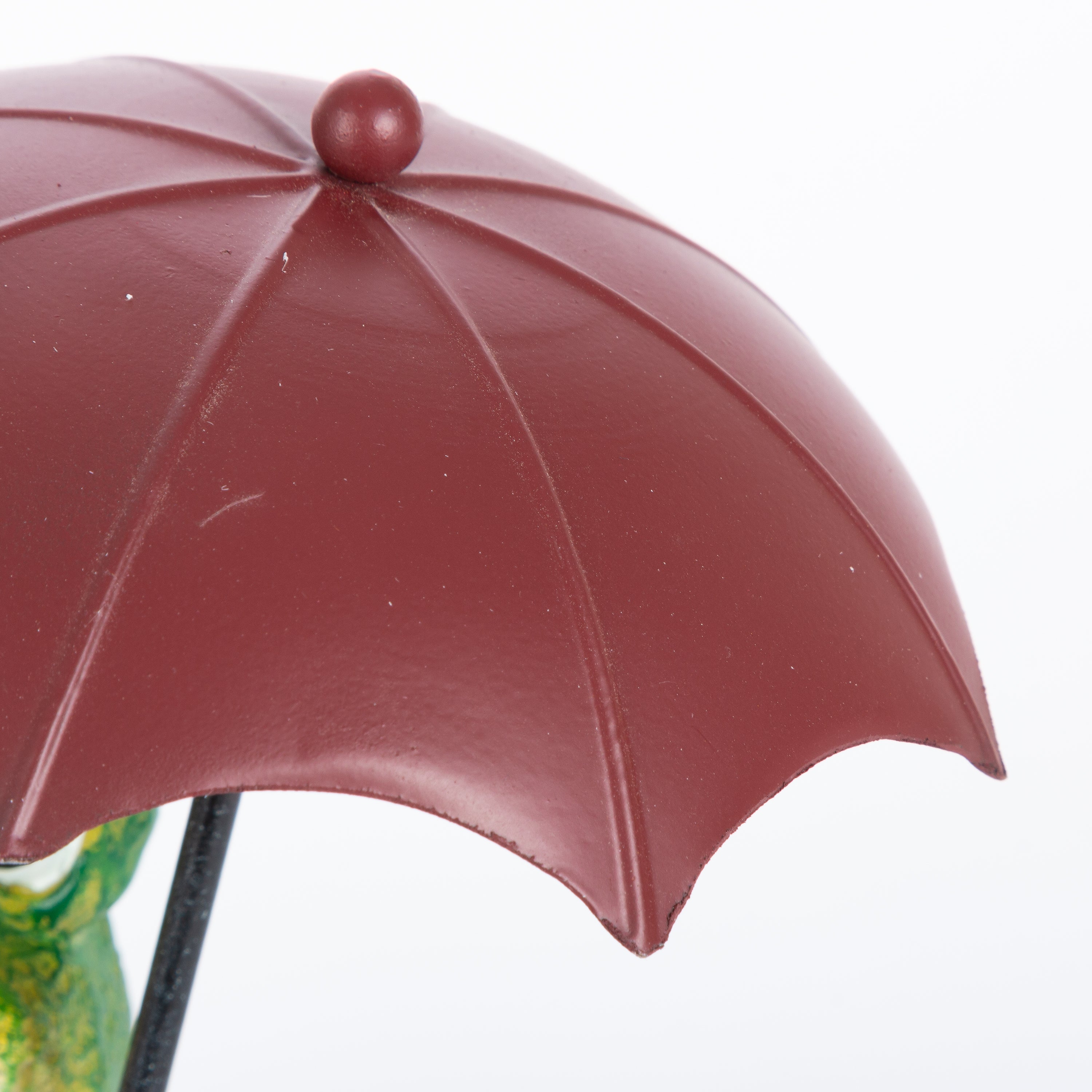 10.6 in. Resin Umbrella Frog Figurine, set of 2